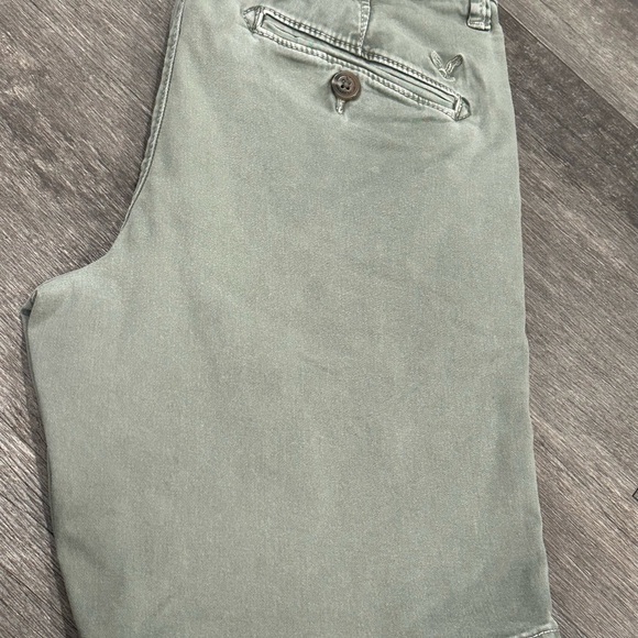 American Eagle Green Men’s Slim Active Flex Shorts size 30 - Picture 6 of 7